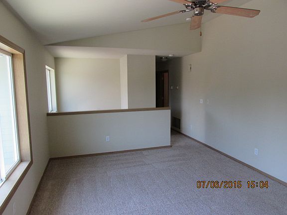 5th image of 20401 108th St E