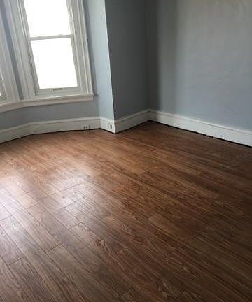 3rd image of 108 N Peach St #1