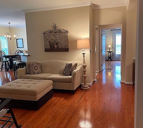 2nd image of 205 Kings Crossing Cir APT 1C