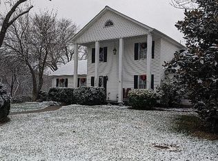 2817 River Rd, Faber, VA 22938