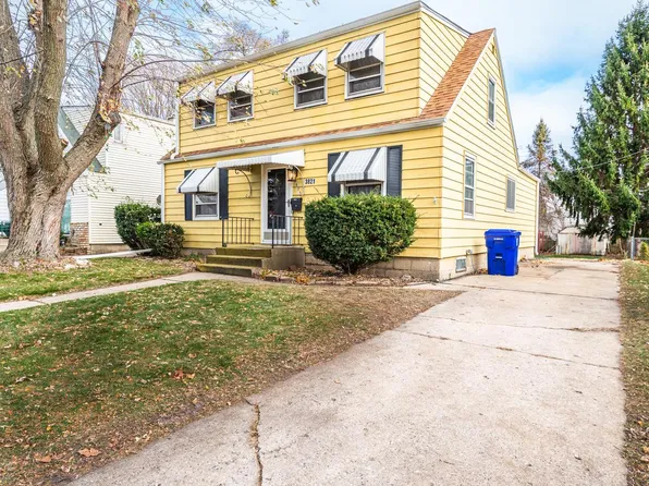 3821 16th AVENUE, Kenosha, WI 53140