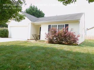 4 Blackhaw Ct, Browns Summit, NC 27214