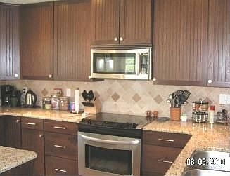 5th image of 237 Stevenage Dr