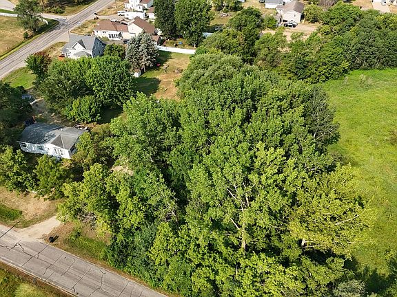 4th image of 17805 Rivercrest Rd