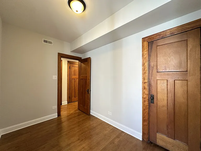 3050 N Milwaukee Ave #R3 — Photo 17