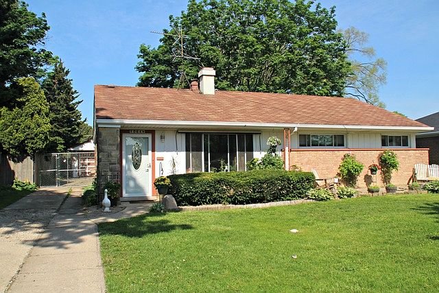 1st image of 1064 E Villa Dr