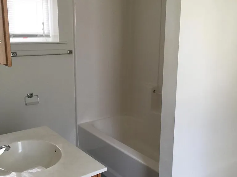 135 S Thomas Ave #1 — Photo 7