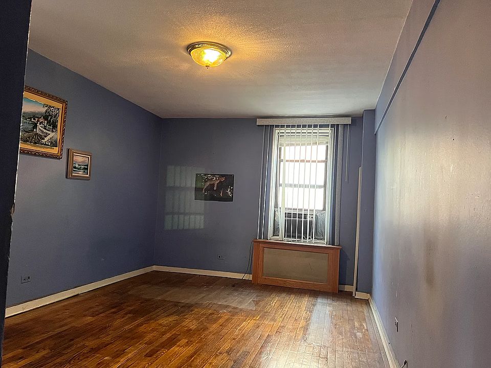 1st image of 2455 Haring St APT 1E