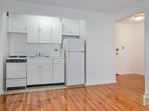 5th image of 340 Haven Ave APT 3D
