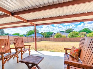 521 Avenue, Springtown, TX 76082