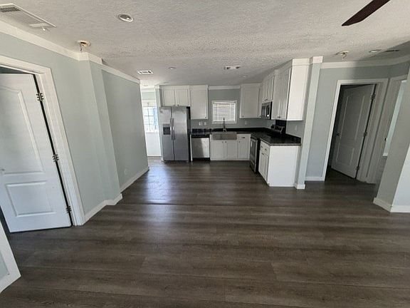 4th image of 1501 W Commerce Ave #51186