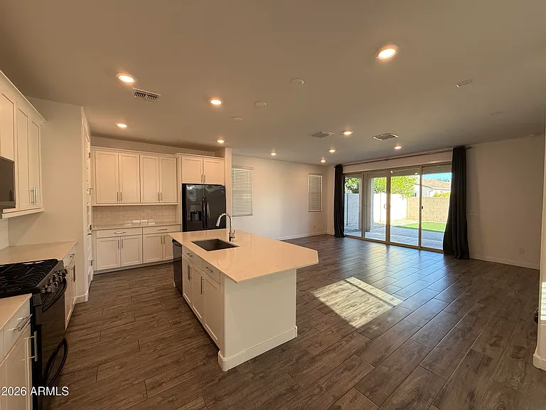 9823 E Tupelo Ave — Photo 19