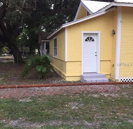 4th image of 8018 N 10th St