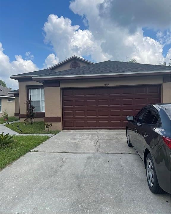 1st image of 3039 Stillwater Dr