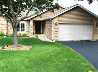 16100A Stonefield Dr, Shannon, IL 61078