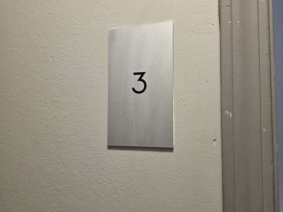 1st image of 1634 Lombard St #1636-3