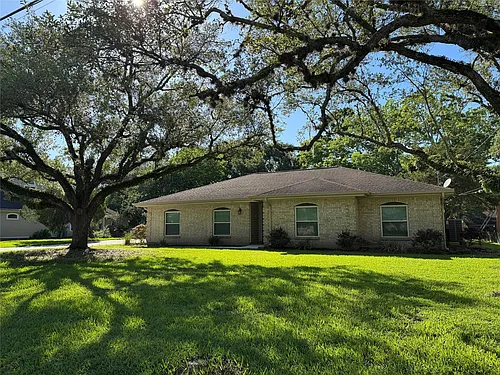 304 S Shadowbend Ave Photo 1