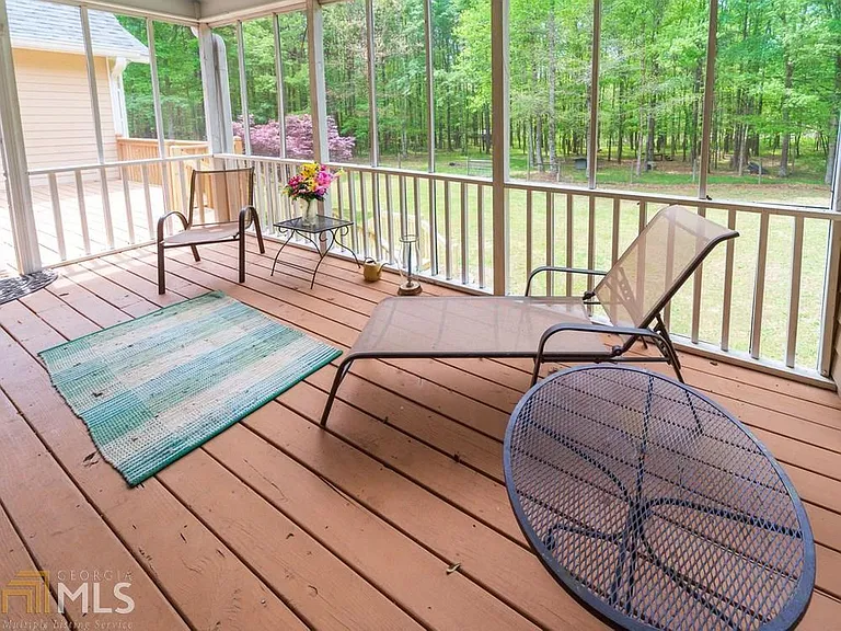 1525 New Hope Rd — Photo 11