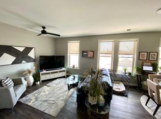 920 S 2nd St #202, Milwaukee, WI 53204