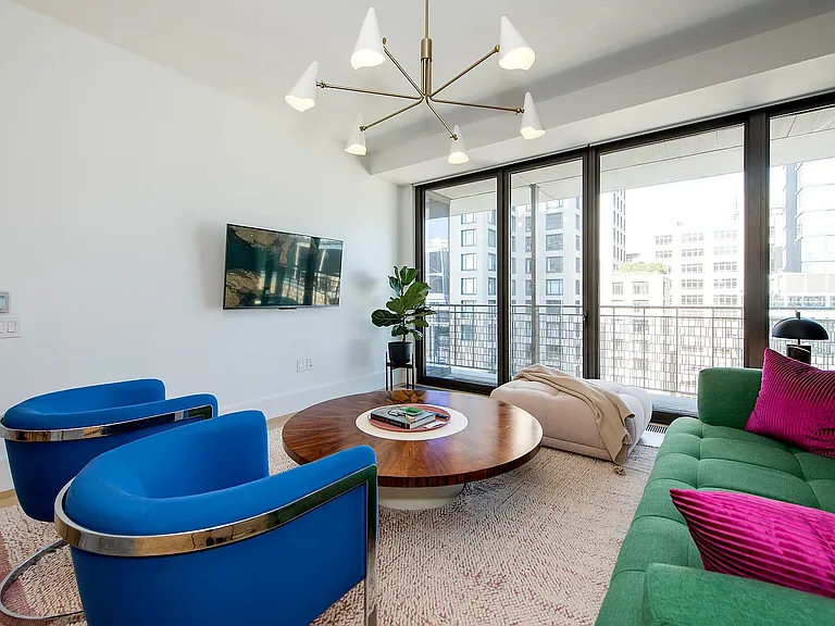 100 Vandam St #17C — Photo 2