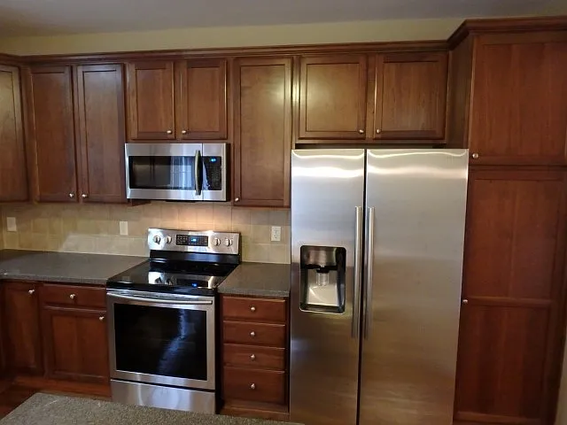 322 Stoke Hammond Ct — Photo 2