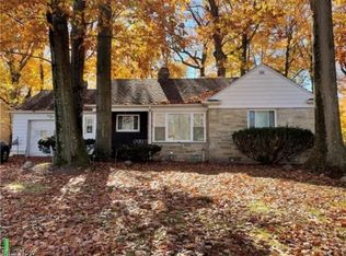 2460 Belvoir Blvd, Cleveland, OH 44121