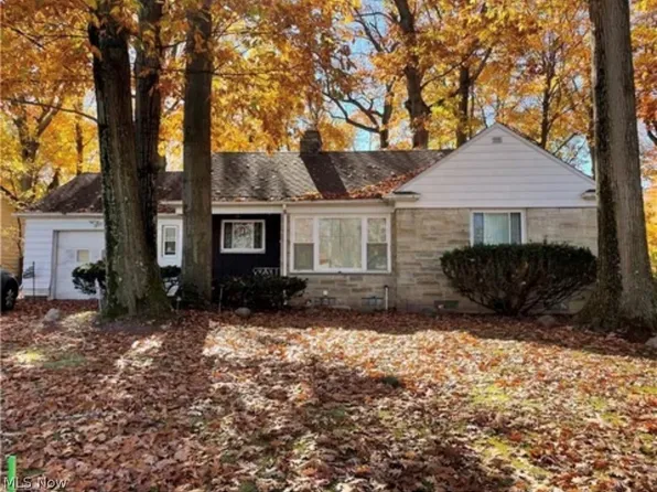 2460 Belvoir Blvd, Cleveland, OH 44121