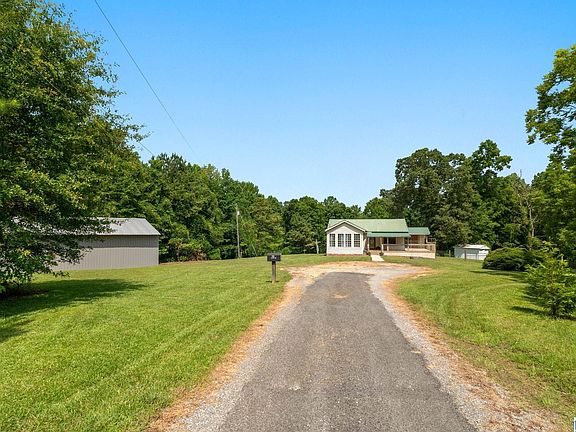3rd image of 265 Payne Rd