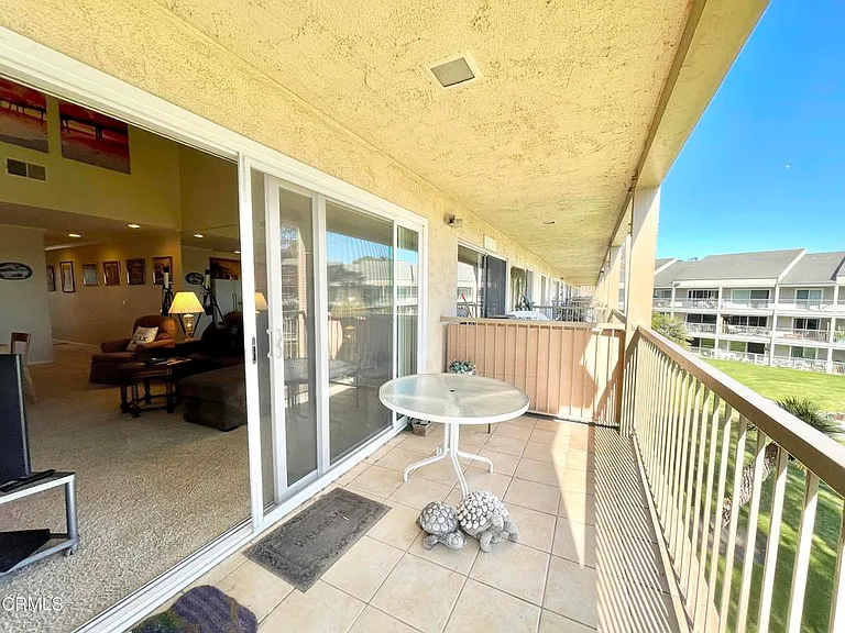 741 Reef Cir — Photo 10