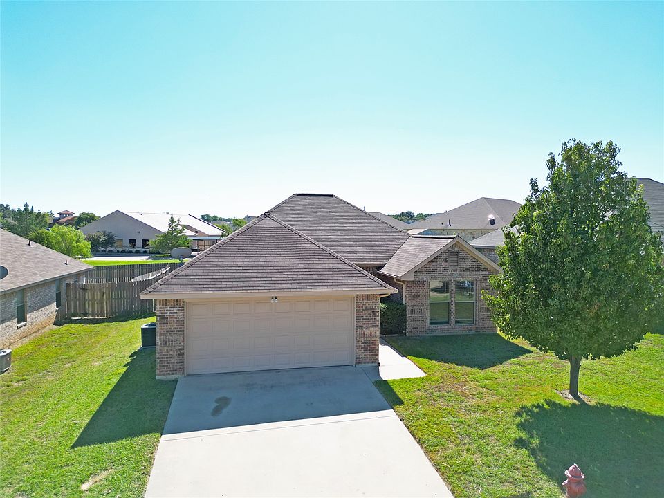 1st image of 1242 Newcastle Dr