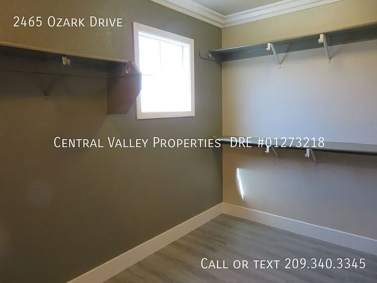 2465 Ozark Dr — Photo 20