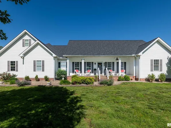 178 Bixler Rd, Eldorado, IL 62930