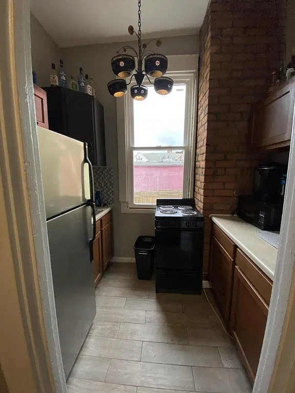 2383 Wheeler St — Photo 4