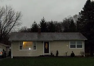 2120 Batestown Rd photo 1