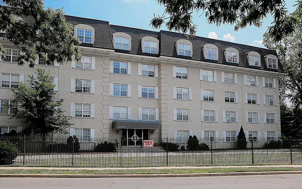 394 S Harrison St. — Photo 1