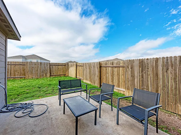 132 Maywood Ln — Photo 30
