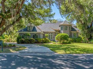 327 Inverness Dr, Pawleys Island, SC 29585