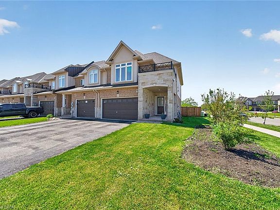 3rd image of 71 Foothills Ln