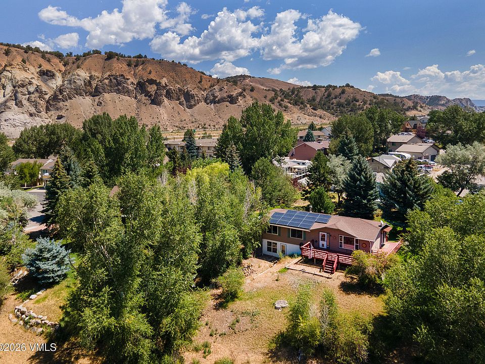 1st image of 506 Park View Ln