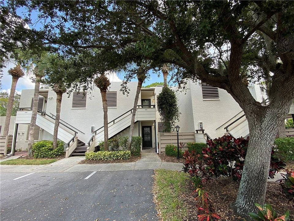 1st image of 644 Woodlawn Dr #0