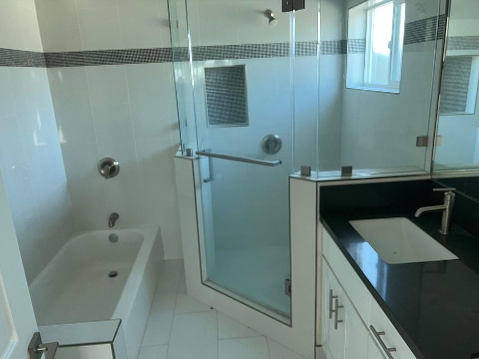 11416 Inglewood Ave UNIT 107, Hawthorne, CA 90250 Zillow