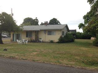 796 B St, Creswell, OR 97426