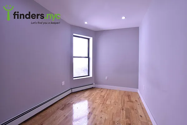 Rented by Clove Realty LLC | media 6