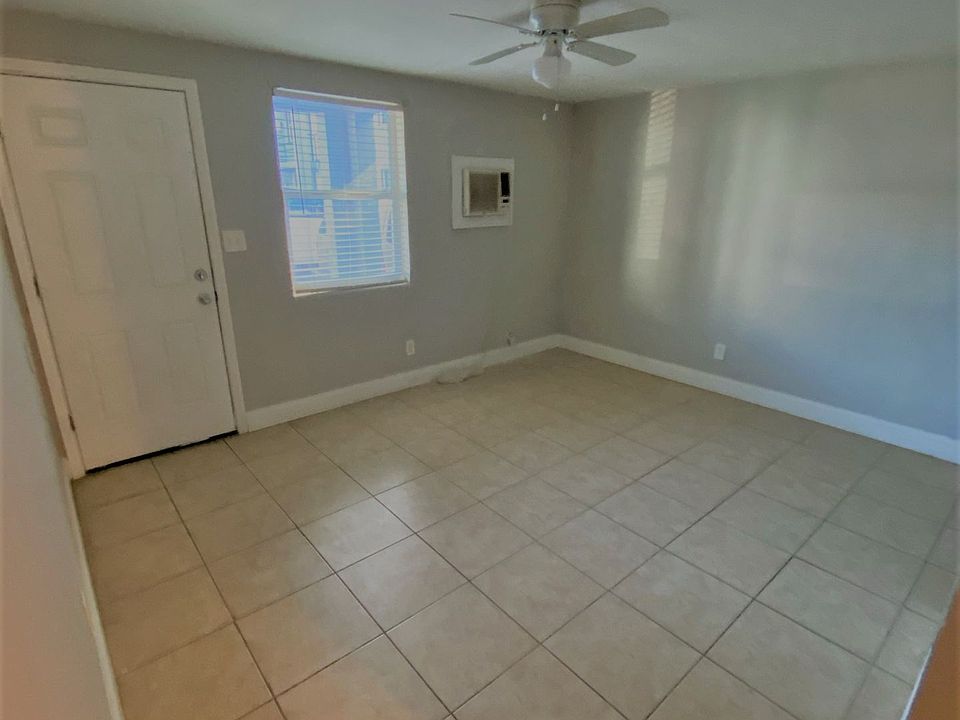 Kings Place Apartments 1324 Prince St Jacksonville FL Zillow