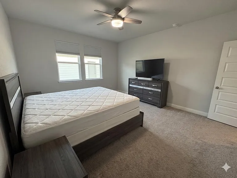 2417 Lucy Axel Ln — Photo 21
