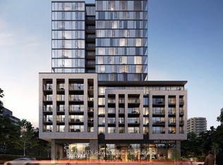 86 Dundas St E #907, Mississauga, ON L5A 1W4