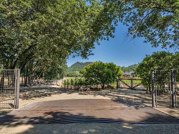 4th image of 11080 Franz Valley Road