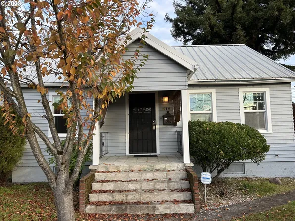 312 W 39th St, Vancouver, WA 98660