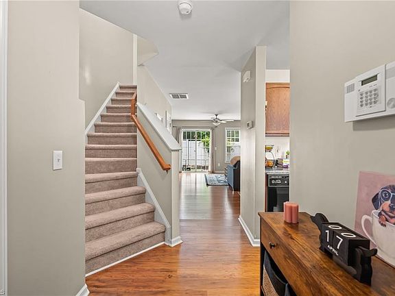 5th image of 3877 Hickswood Creek Dr