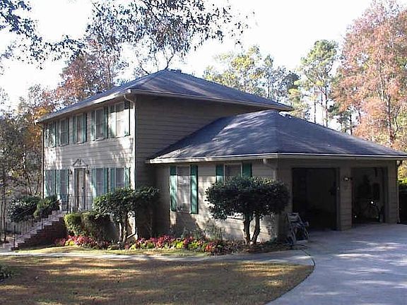 2nd image of 130 Tanglewood Dr